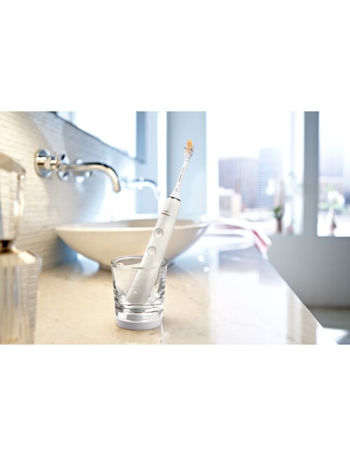 Philips Sonicare DiamondClean 9000 Electric Toothbrush, White, HX9912/63 product photo View 02 L