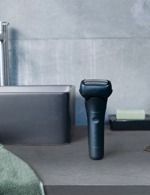 Panasonic 3 Blade Foil Shaver, ES-LT4B-A841 product photo View 11 L