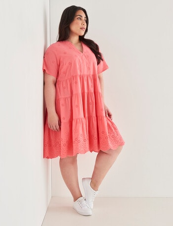 Studio Curve Anglaise Dress, Pink product photo