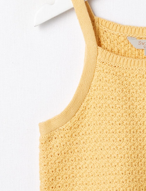 Switch Crochet Look Tank, Golden product photo View 02 L