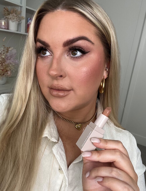 xoBeauty Matte Lipstick product photo View 02 L