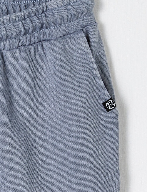 Mac & Ellie Garment Dye Knit Short, Smoke product photo View 02 L