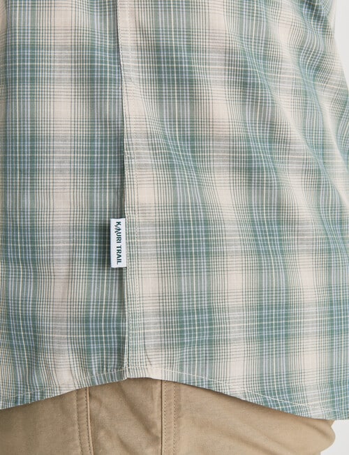 Kauri Trail Short Sleeve Cooper Shirt, Stone product photo View 06 L