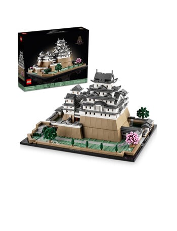 LEGO Architecture Himeji Castle, 21060 product photo