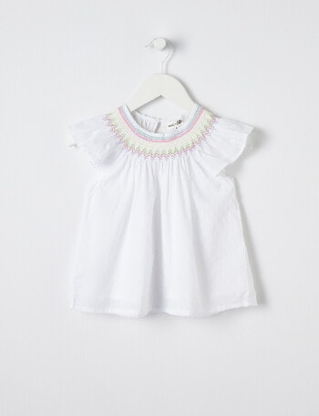 Mac & Ellie Embroidered Neck Flutter Sleeve Top, White product photo