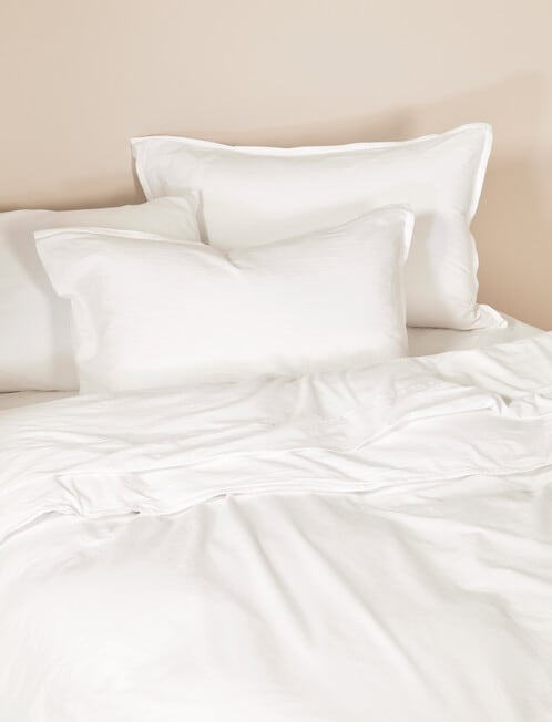 Haven Stone Wash Duvet Cover Set, White product photo View 02 L