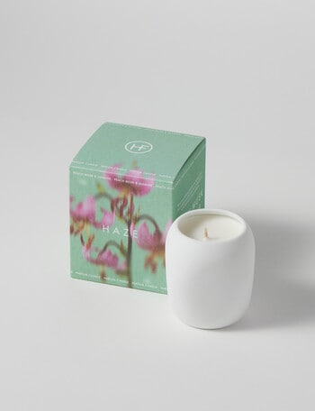 Home Fusion Haze Peach Musk & Jasmine Candle product photo
