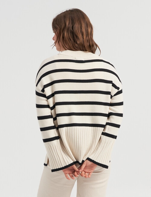 ONLY Hella Long Sleeve Loose Striped Round Neck Knit Jumper, Birch Black product photo View 03 L