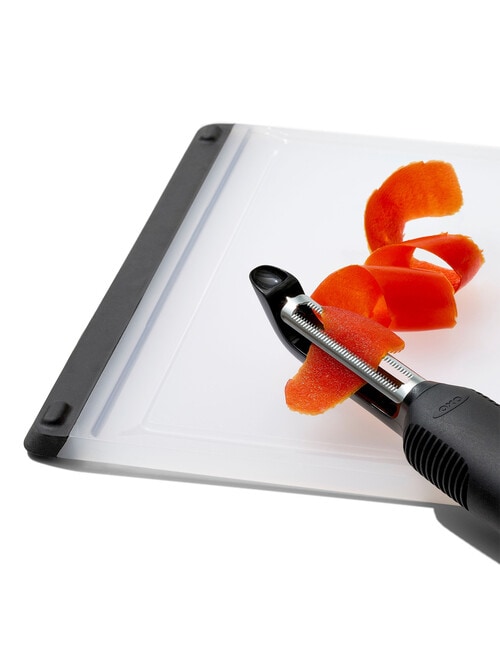 Oxo Good Grips Swivel Peeler product photo View 02 L