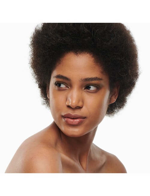 MAC Studio Radiance Serum-Powered Foundation product photo View 03 L