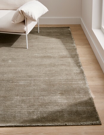 M&Co Clyde Rug, Olive, 200x290cm product photo