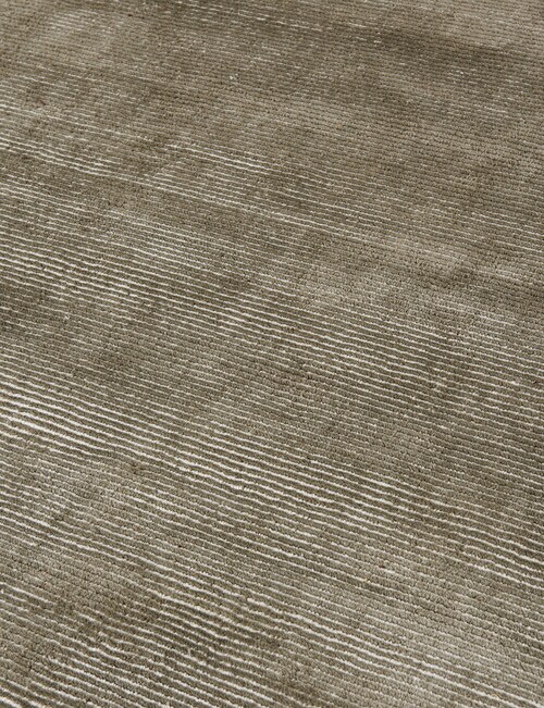 M&Co Clyde Rug, Olive, 200x290cm product photo View 04 L