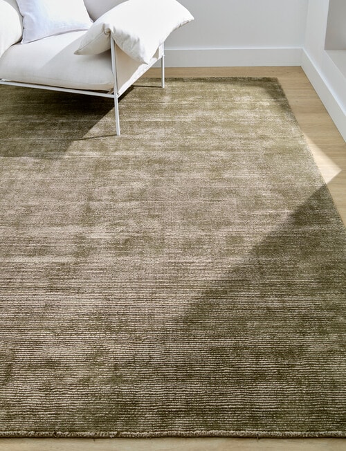 M&Co Clyde Rug, Olive product photo