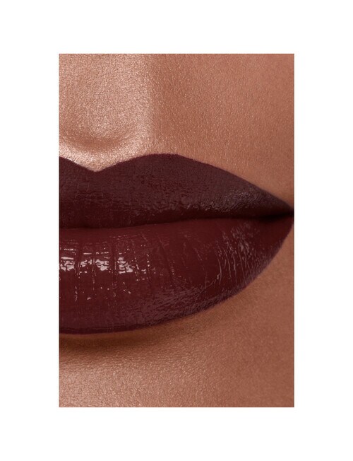 CHANEL ROUGE COCO BLOOM Hydrating and Plumping Lipstick. Intense, Long-Lasting Colour and Shine product photo View 02 L