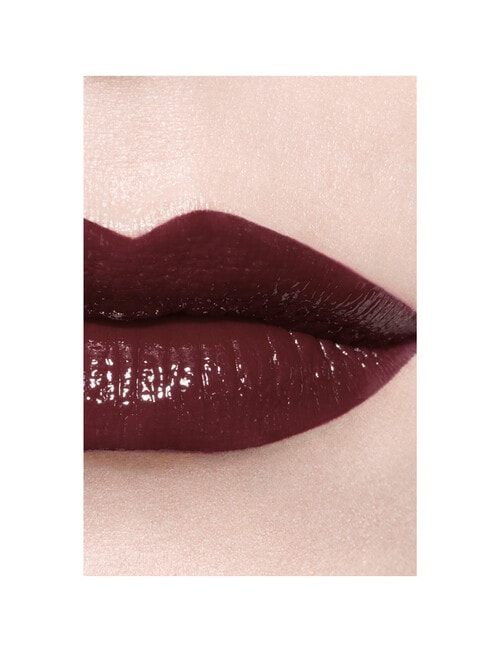 CHANEL ROUGE COCO BLOOM Hydrating and Plumping Lipstick. Intense, Long-Lasting Colour and Shine product photo View 03 L