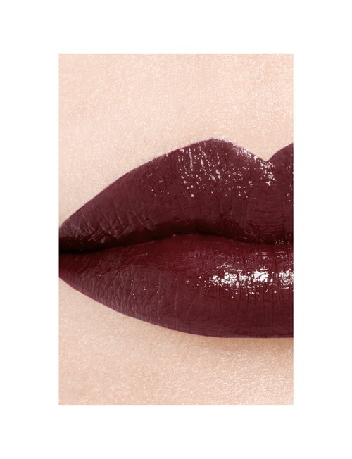 CHANEL ROUGE COCO BLOOM Hydrating and Plumping Lipstick. Intense, Long-Lasting Colour and Shine product photo View 04 L