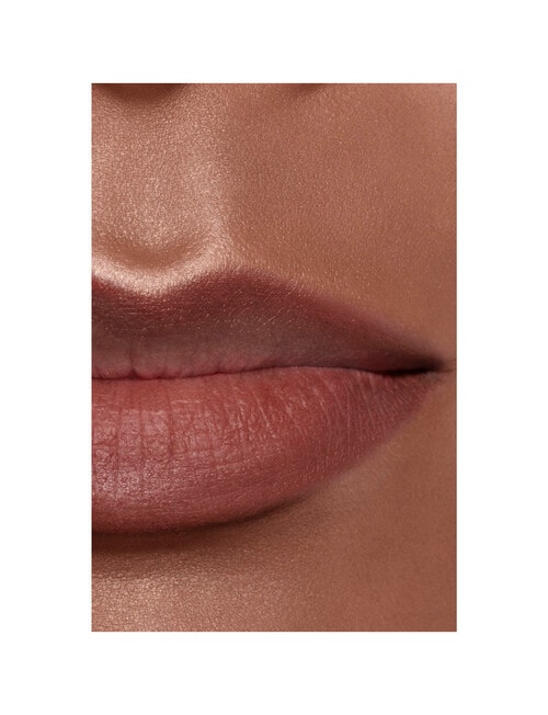 CHANEL LE CRAYON L&Egrave;VRES LONGWEAR LIP PENCIL product photo View 04 L