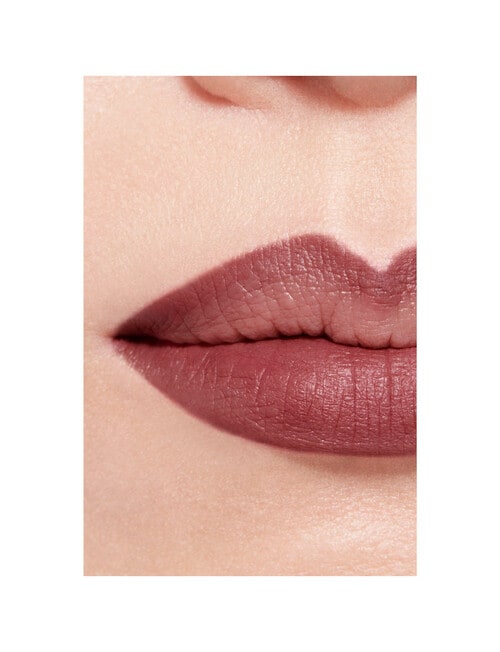 CHANEL LE CRAYON L&Egrave;VRES LONGWEAR LIP PENCIL product photo View 05 L