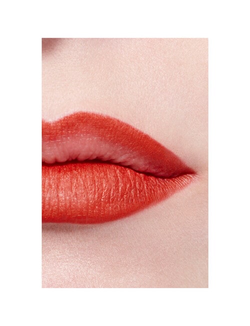 CHANEL LE CRAYON L&Egrave;VRES LONGWEAR LIP PENCIL product photo View 06 L