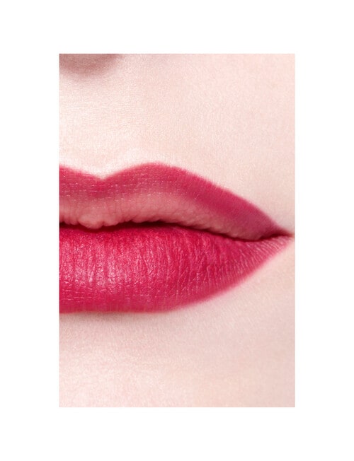 CHANEL LE CRAYON L&Egrave;VRES LONGWEAR LIP PENCIL product photo View 06 L