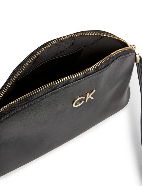 Calvin Klein Re-Lock Seasonal Crossbody Bag Md, Black product photo View 03 L