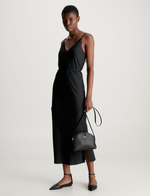 Calvin Klein Re-Lock Seasonal Crossbody Bag Md, Black product photo View 05 L