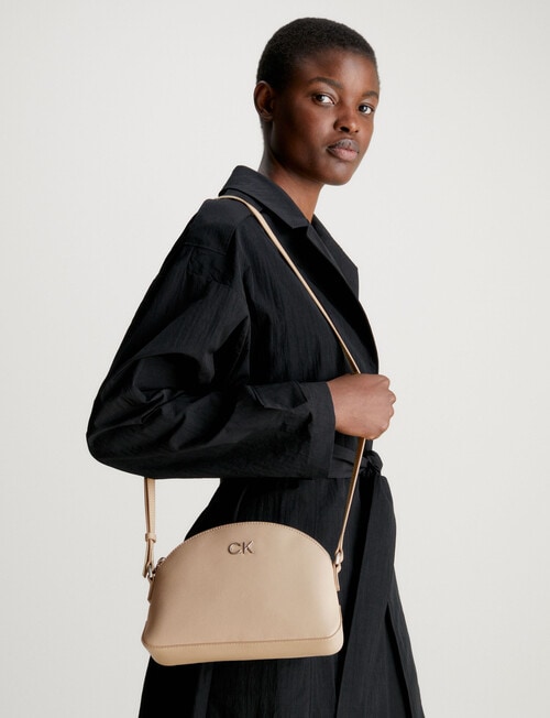 Calvin Klein Re-Lock Seasonal Crossbody Bag Md, Silver Mink product photo View 04 L