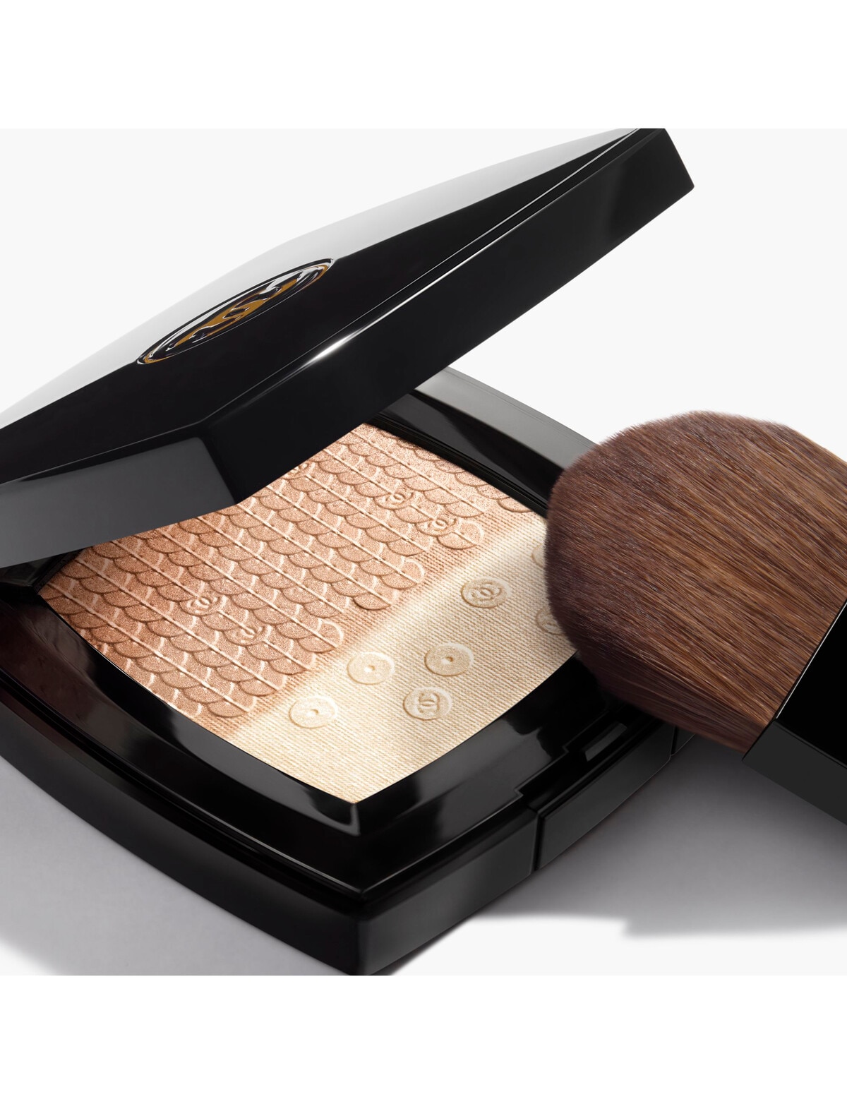 CHANEL DUO LUMIÈRE EXCLUSIVE CREATION ILLUMINATING POWDER DUO - HIGHLIGHTER