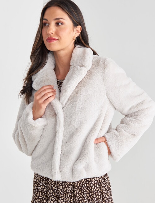 Whistle Faux Fur Long Sleeve Jacket, Cream product photo View 05 L