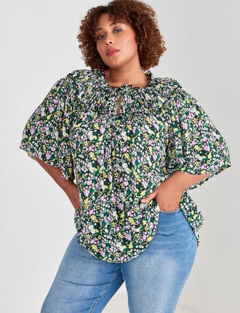 Studio Curve Ditsy Flutter Sleeve Frill Top, Green product photo