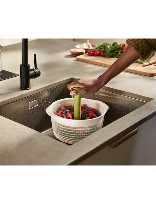 Joseph Joseph Spindola In-Sink Salad Spinner Colander, White product photo View 05 L