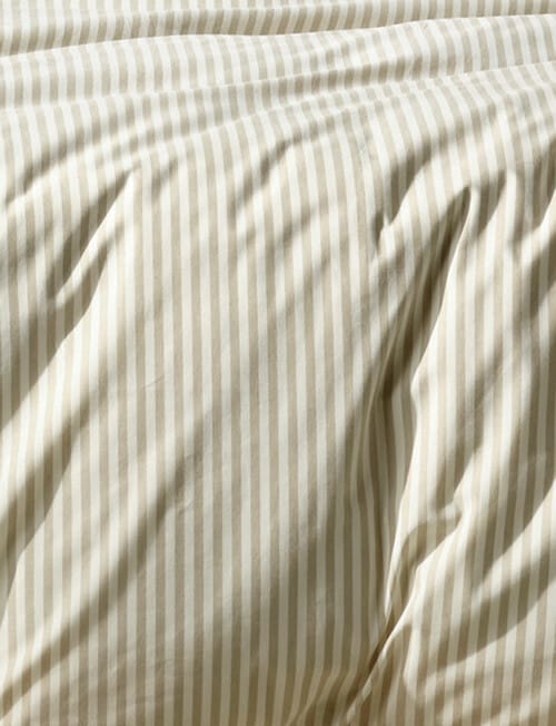 Linen House Pedro Duvet Cover Set, Eucalyptus product photo View 03 L