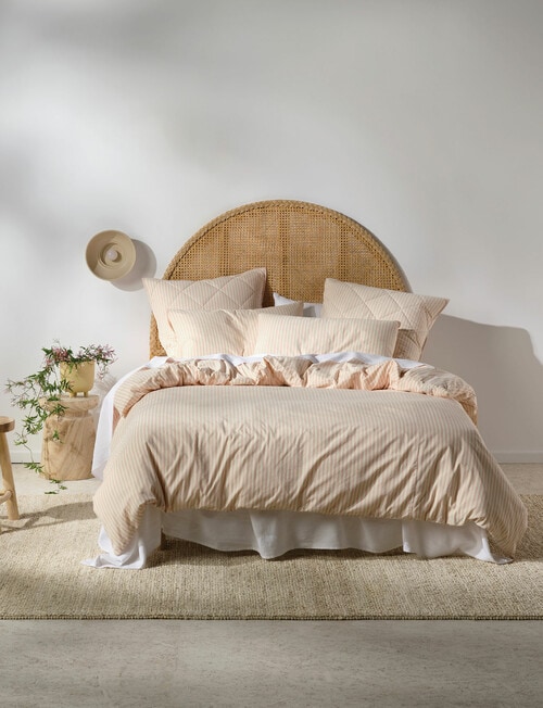 Linen House Pedro Duvet Cover Set, Peony product photo