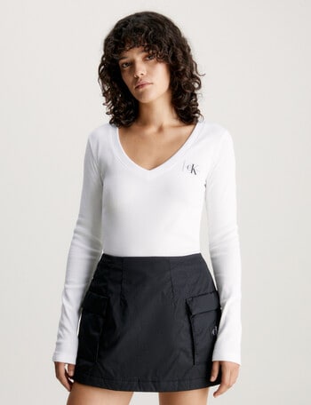 Calvin Klein Woven Lable V-Neck Long Sleeve Top, White product photo