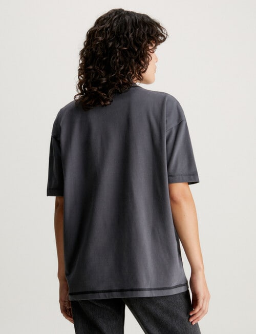 Calvin Klein Hero Monologo Boyfriend T-Shirt, Black product photo View 02 L