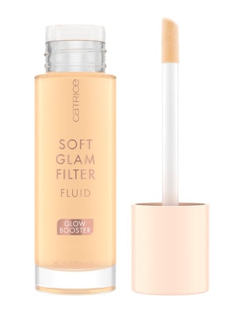 Catrice Soft Glam Filter Fluid product photo