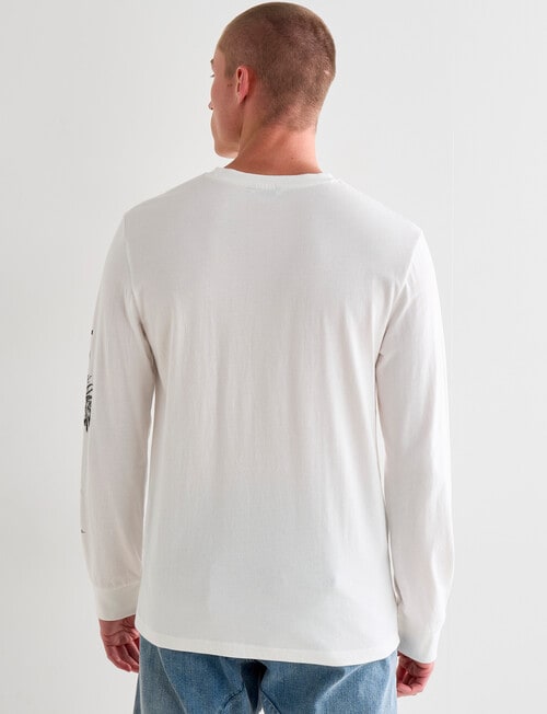 Tarnish Resort Long Sleeve T-Shirt, White product photo View 02 L