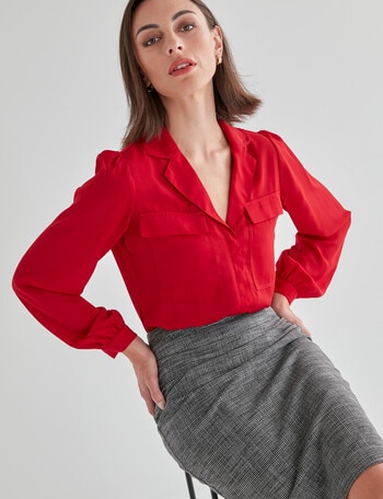 Oliver Black Long Sleeve Revere Collar Blouse, Ruby product photo