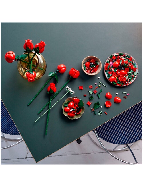 LEGO Botanicals Bouquet of Roses, 10328 product photo View 20 L