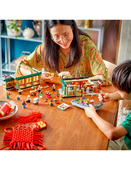 LEGO Chinese Festiva Spring Festival Family Reunion Celebration, 80113 product photo View 10 L