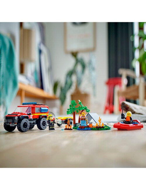 LEGO City 4x4 Fire Engine with Rescue Boat, 60412 product photo View 07 L