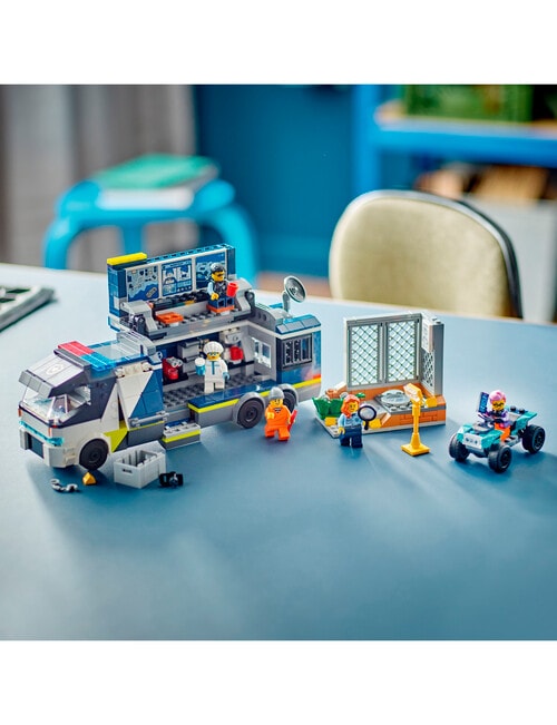 LEGO City Police Mobile Crime Lab Truck, 60418 product photo View 10 L