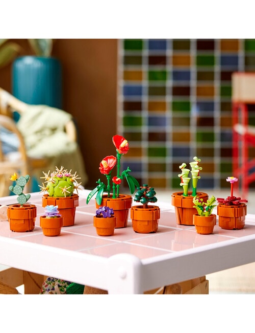 Lego Icons Icons Tiny Plants, 10329 product photo View 07 L