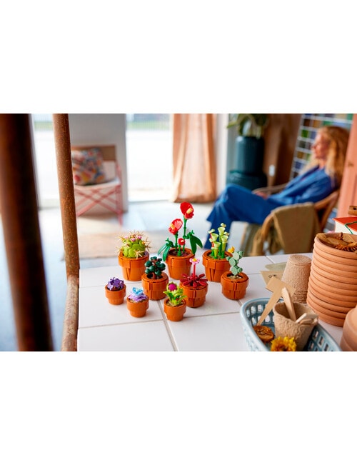 LEGO Botanicals Tiny Plants, 10329 product photo View 10 L