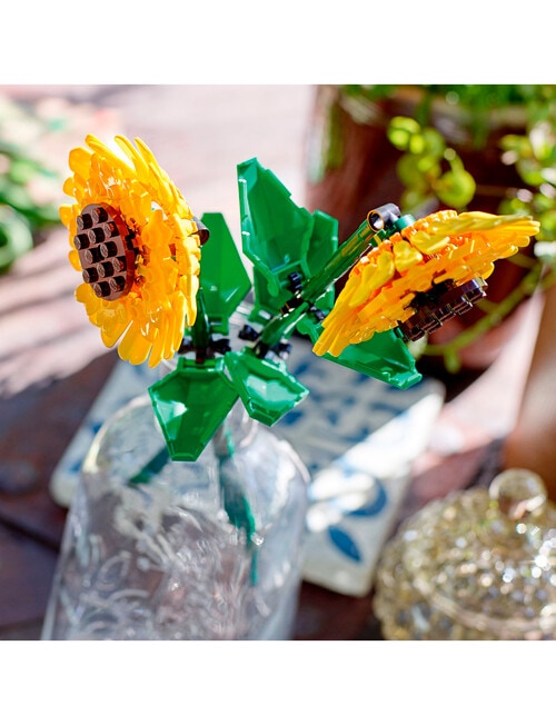 LEGO Botanicals Sunflowers, 40524 product photo View 07 L