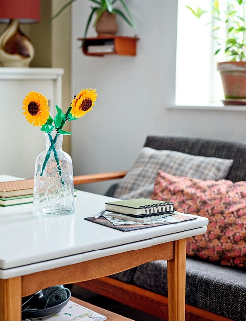 LEGO Botanicals Sunflowers, 40524 product photo View 13 L