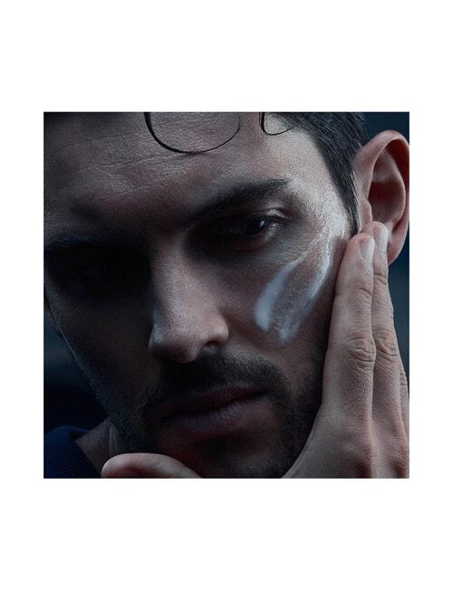 Dior Sauvage Face Serum product photo View 06 L