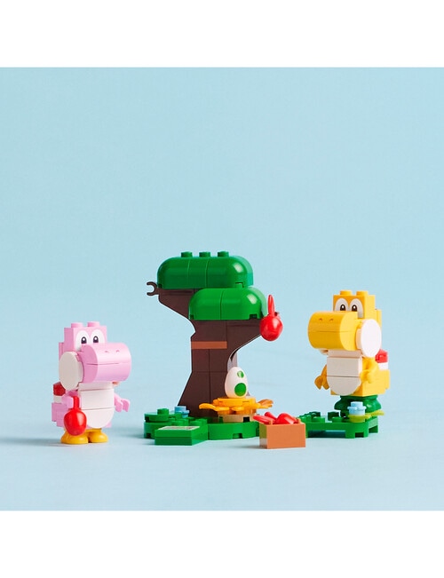LEGO Super Mario Yoshis' Egg-cellent Forest Expansion Set, 71428 product photo View 04 L