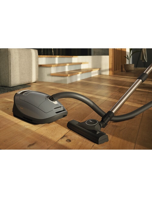 Miele Complete C3 Family All-Rounder Bagged Vacuum Cleaner product photo View 06 L