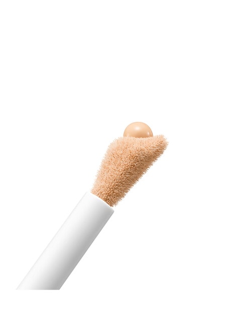 Lancome Teint Idole Ultra Wear Care and Glow Concealer product photo View 04 L